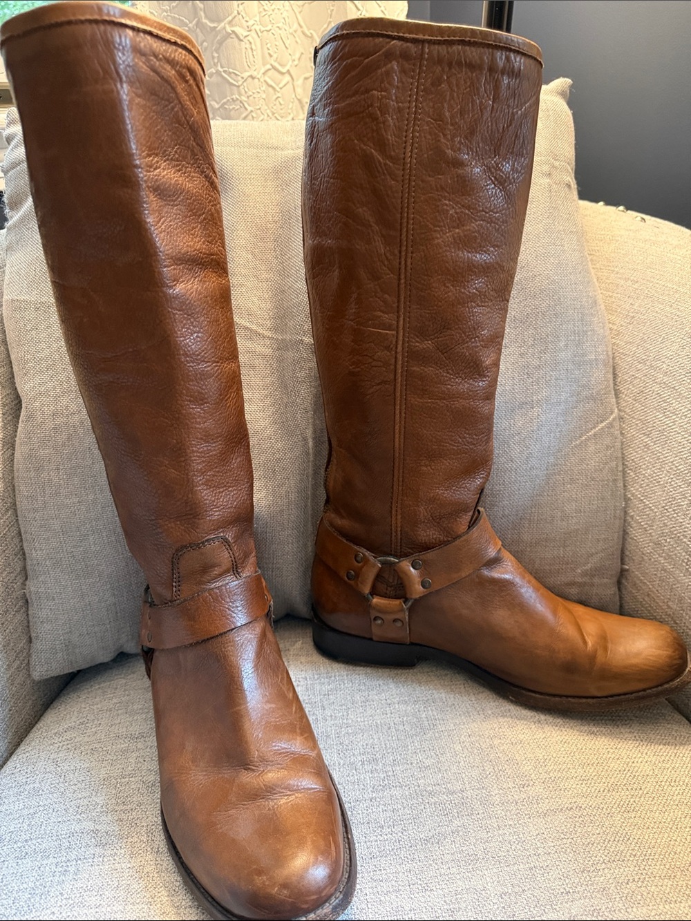 FRYE Women’s Phillip Harness Tall Leather Riding Boots in Cognac Brown Size 9 - Picture 4 of 16